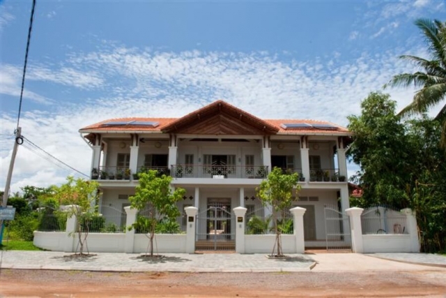 Cambodja Battambang Bambu Hotel