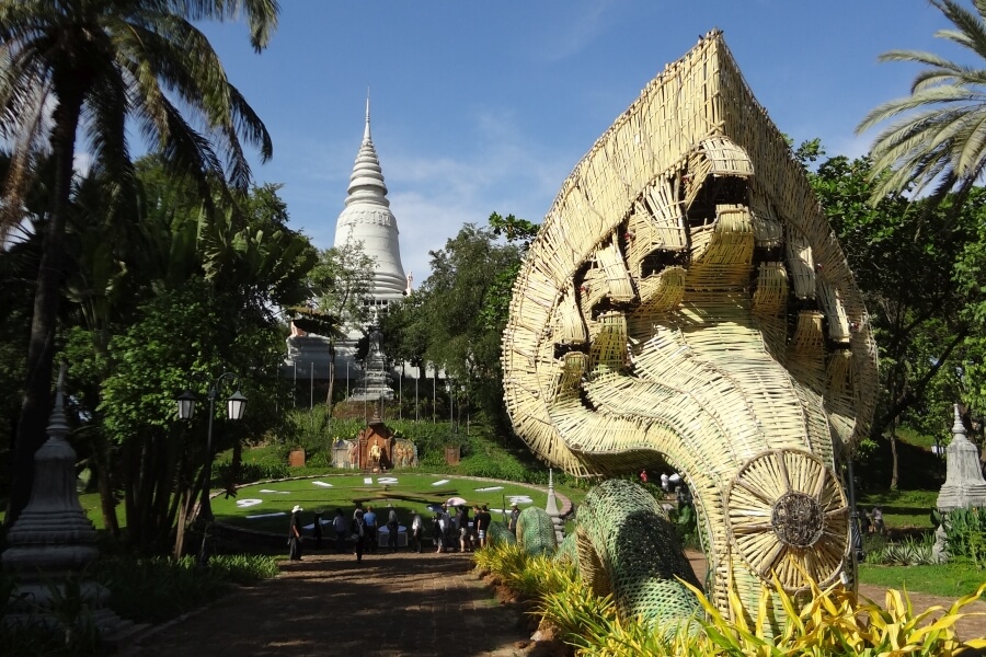 Cambodja - Phnom Penh - Wat Phnom - 001