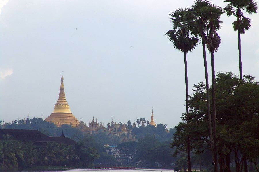 fi - Myanmar - Shwedagon Pagoda - Het platteland van Yangon