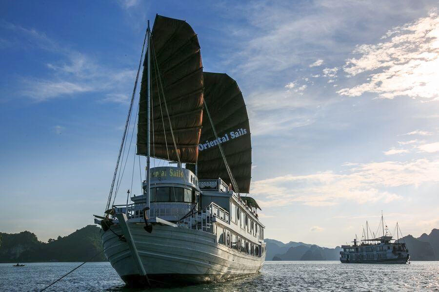 Vietnam - Halong Bay - Oriental Sails Cruise - Amazing Asia Honeymoon Huwelijksrondreis