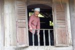Vietnam - Lachende Oude Vrouw - Oude ambachten tour