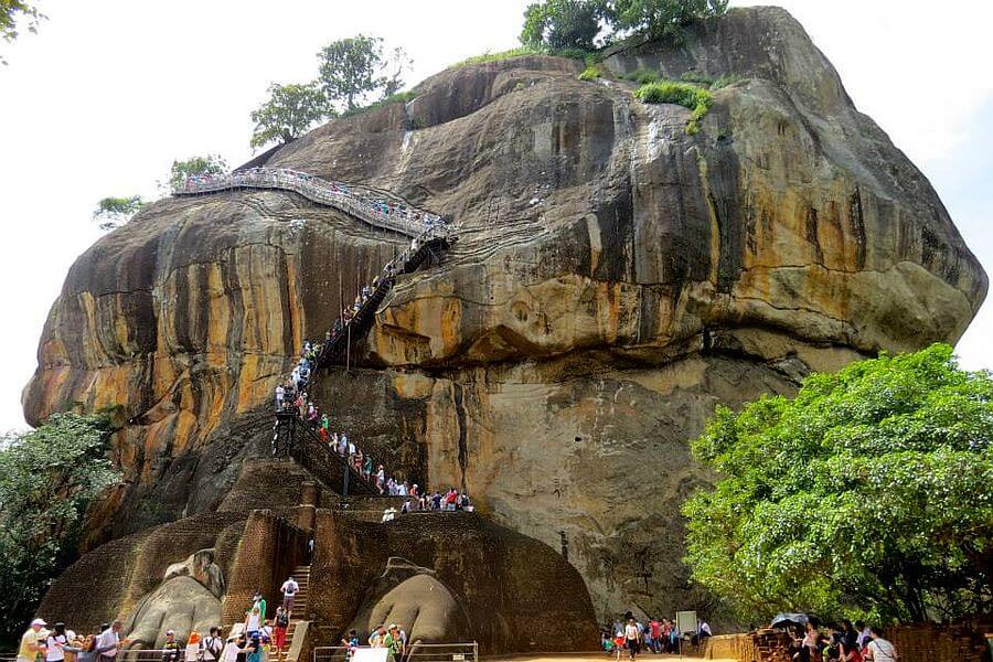 Sri Lanka - Sigiriya Rock - 02