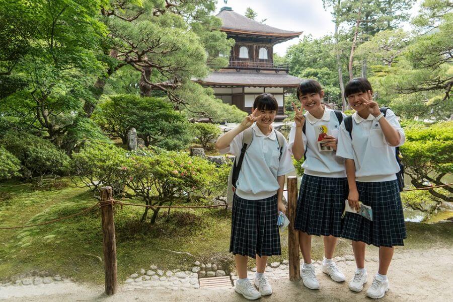 Japan Kyoto Arashiyama bamboebos lokale kinderen