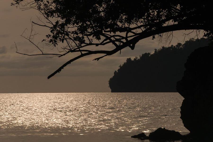 Indonesie Sulawesi zonsopkomst